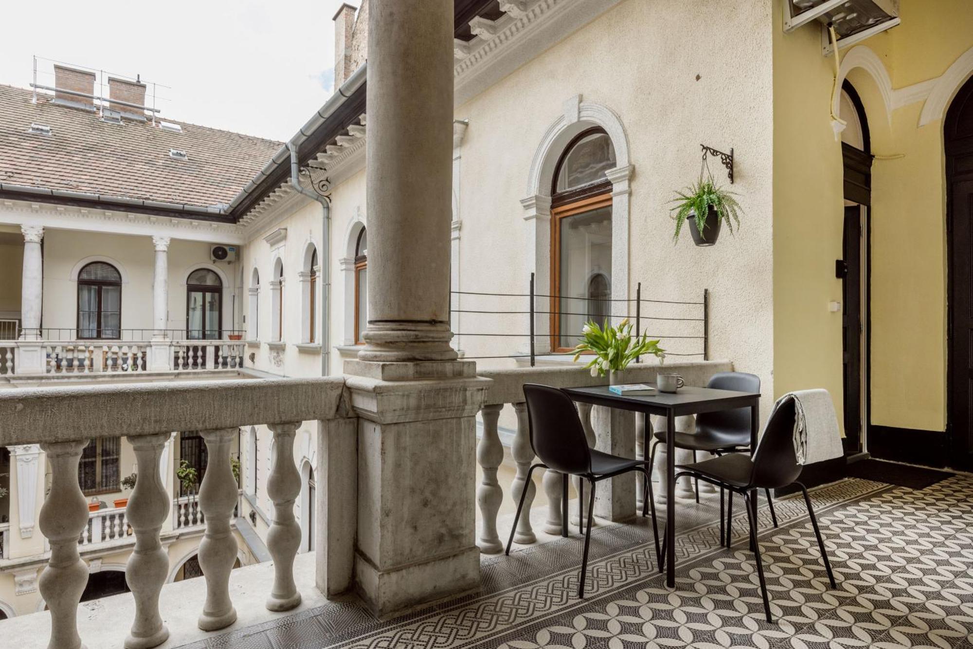 Sleek Downtown Living Apartment Budapesta Exterior foto
